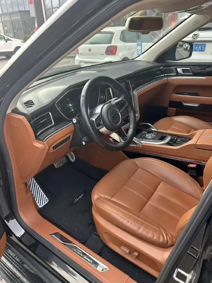 2017 Zotye T700 1.8T 177HP L4 6DCT,autocango,china used car exporter,china ev exporter,chinese used car exporter,chinese used ev exporter