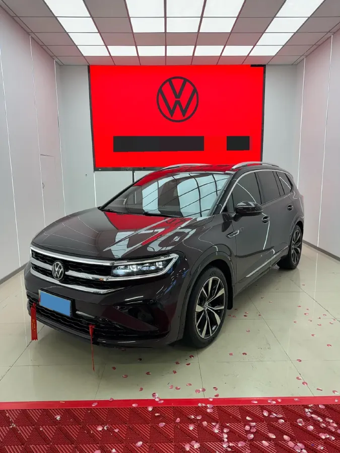 2021 Volkswagen Talagon 2.0T 220HP L4 7DCT,autocango,china used car exporter,china ev exporter,chinese used car exporter,chinese used ev exporter