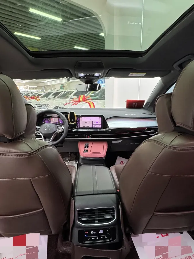 2021 Volkswagen Talagon 2.0T 220HP L4 7DCT,autocango,china used car exporter,china ev exporter,chinese used car exporter,chinese used ev exporter