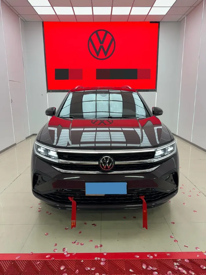 2021 Volkswagen Talagon 2.0T 220HP L4 7DCT,autocango,china used car exporter,china ev exporter,chinese used car exporter,chinese used ev exporter