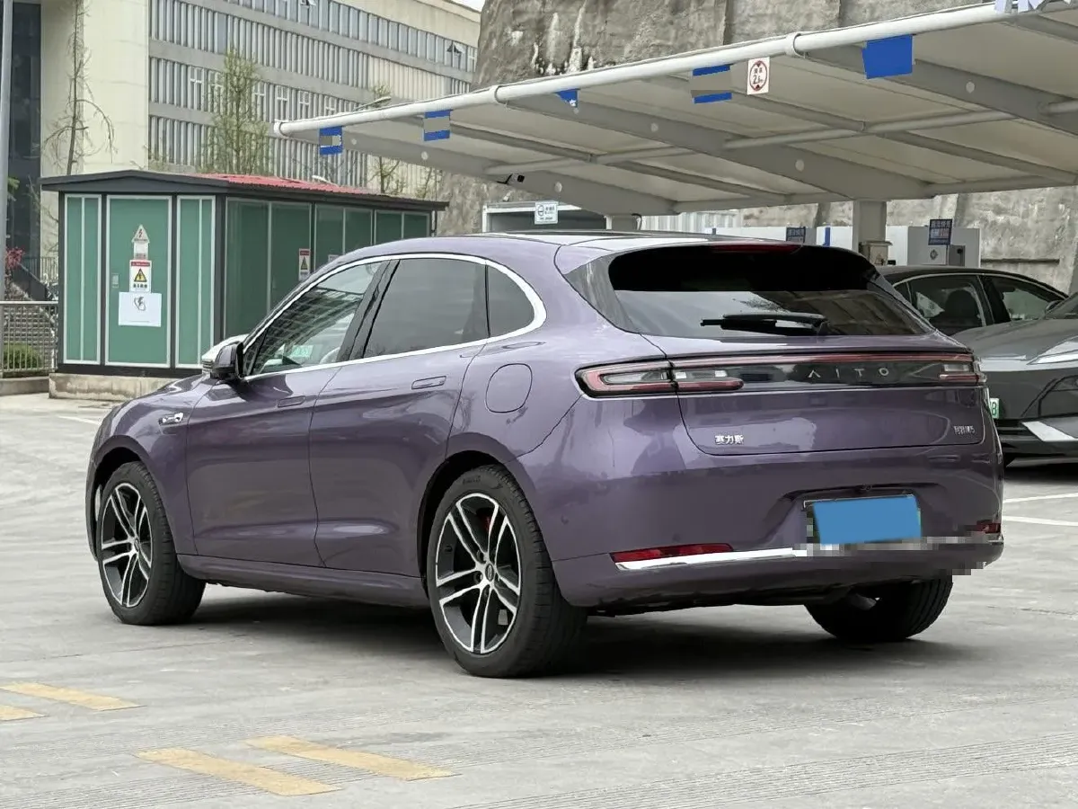 2025 AITO AITO M5 1.5T 152HP L4 REEV 42KWH,autocango,china used car exporter,china ev exporter,chinese used car exporter,chinese used ev exporter