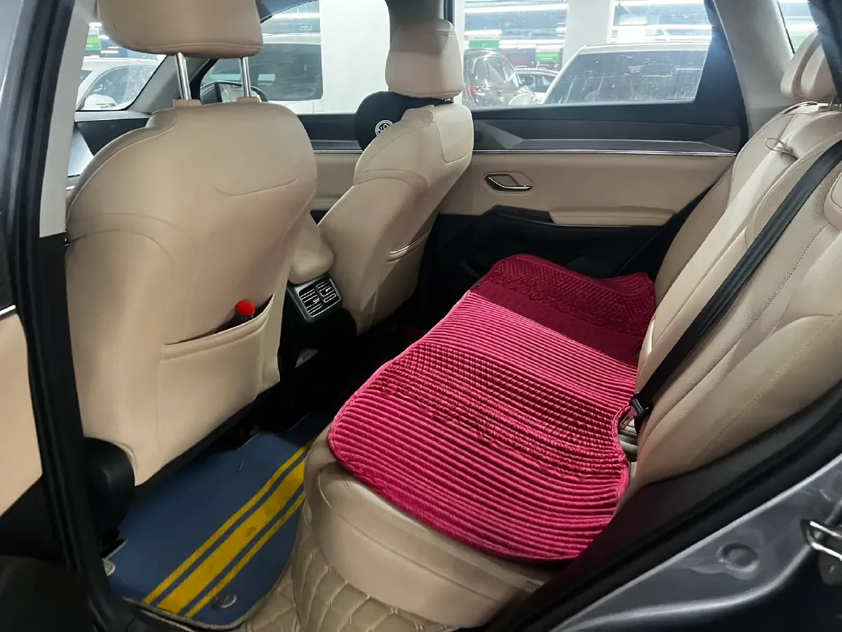 2025 BYD Song Pro 1.5L 101HP L4 E-CVT PHEV 12.9KWH,autocango,china used car exporter,china ev exporter,chinese used car exporter,chinese used ev exporter