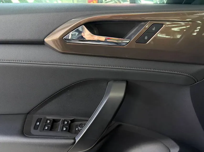 2022 Volkswagen Tharu 1.4T 150HP L4 7DCT,autocango,china used car exporter,china ev exporter,chinese used car exporter,chinese used ev exporter