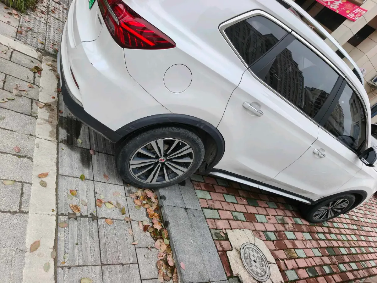 2017 Roewe RX5 1.5T 169HP L4 2AT PHEV 12KWH,autocango,china used car exporter,china ev exporter,chinese used car exporter,chinese used ev exporter