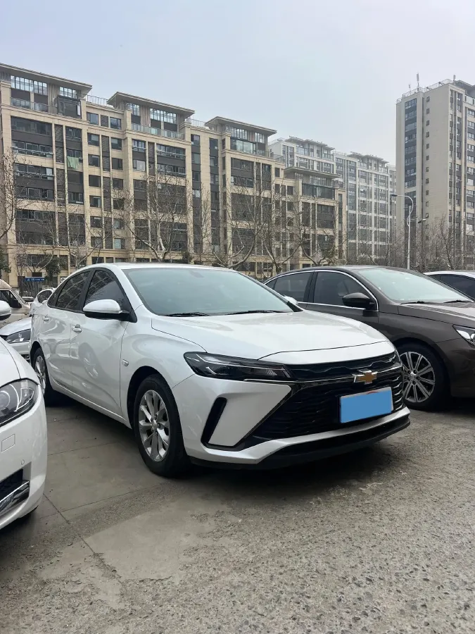 2023 Chevrolet Monza 1.5L 113HP L4 6DCT,autocango,china used car exporter,china ev exporter,chinese used car exporter,chinese used ev exporter