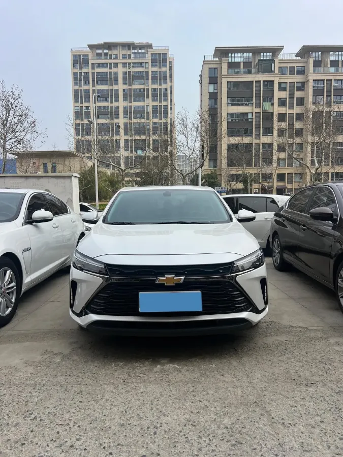 2023 Chevrolet Monza 1.5L 113HP L4 6DCT,autocango,china used car exporter,china ev exporter,chinese used car exporter,chinese used ev exporter