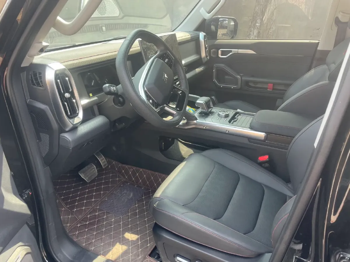 2023 Jetour Traveller 2.0T 254HP L4 7DCT,autocango,china used car exporter,china ev exporter,chinese used car exporter,chinese used ev exporter