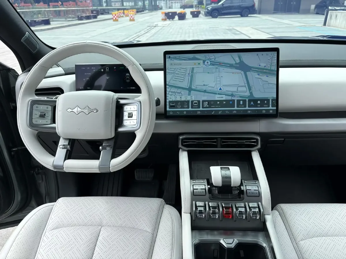 2025 FangChengBao Tai 3 BEV,autocango,china used car exporter,china ev exporter,chinese used car exporter,chinese used ev exporter