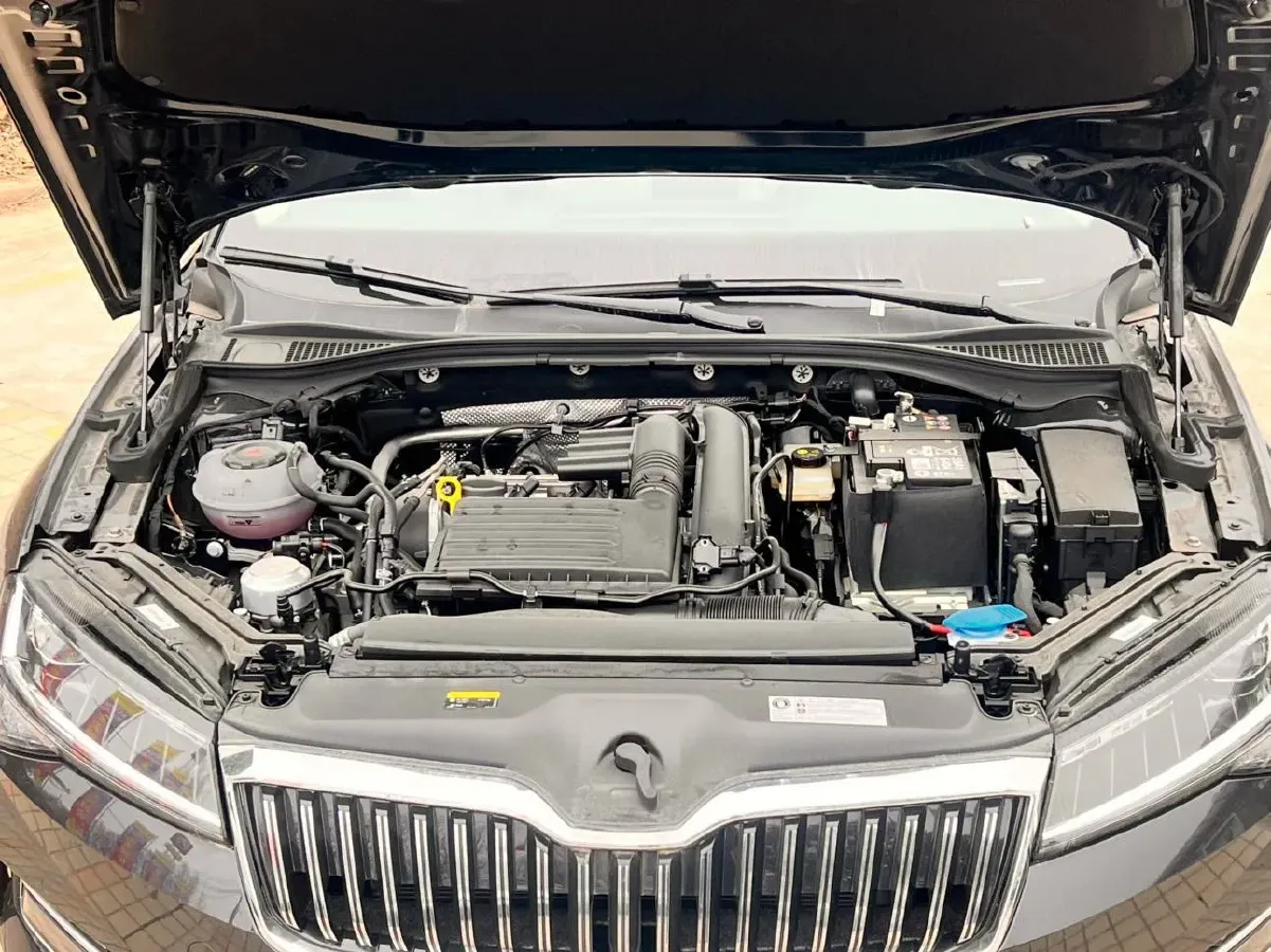 2024 Skoda Superb 1.4T 150HP L4 7DCT,autocango,china used car exporter,china ev exporter,chinese used car exporter,chinese used ev exporter