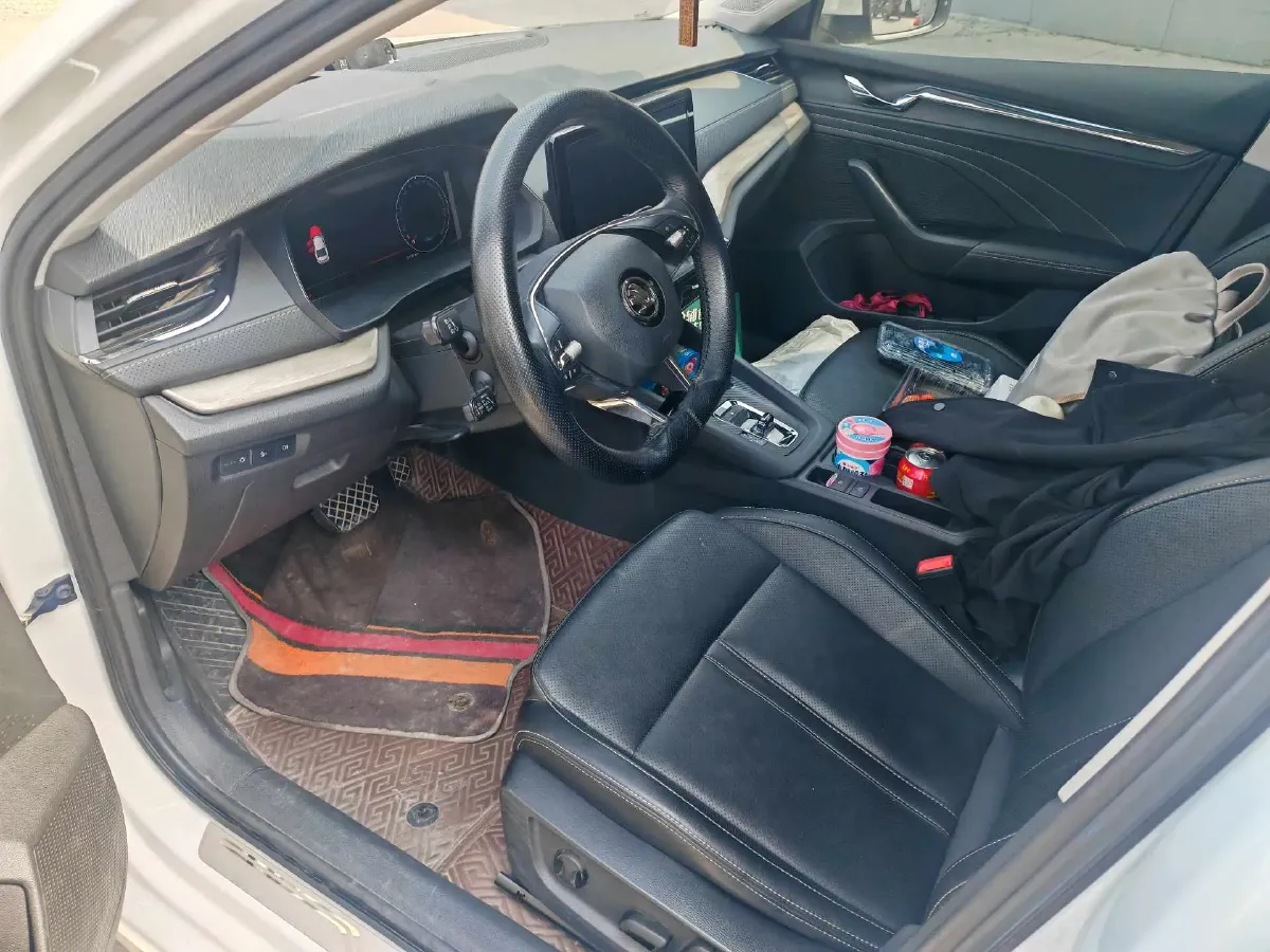 2022 Skoda Octavia 1.4T 150HP L4 7DCT,autocango,china used car exporter,china ev exporter,chinese used car exporter,chinese used ev exporter