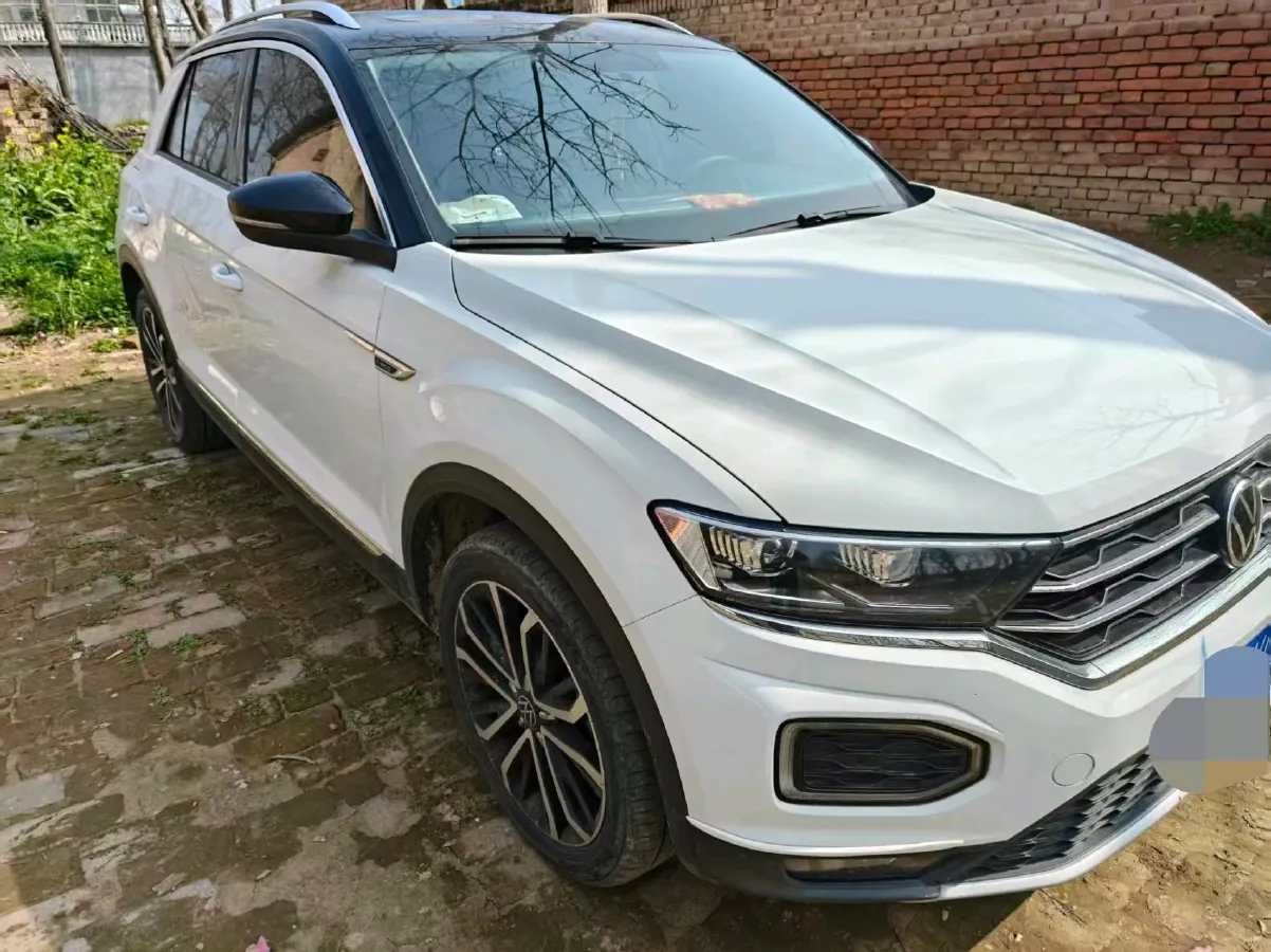 2022 Volkswagen T-Roc 1.4T 150HP L4 7DCT,autocango,china used car exporter,china ev exporter,chinese used car exporter,chinese used ev exporter