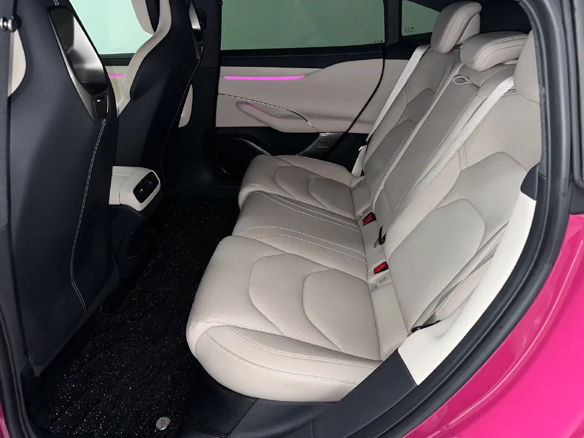 2024 MI SU7 BEV 94.3KWH,autocango,china used car exporter,china ev exporter,chinese used car exporter,chinese used ev exporter