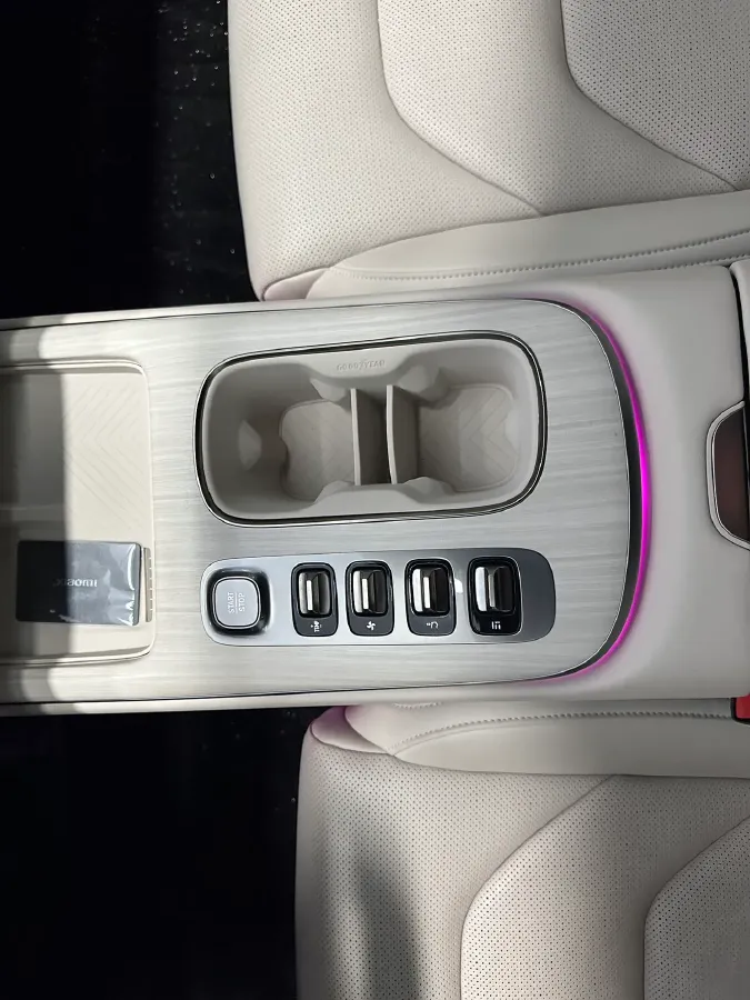 2024 MI SU7 BEV 94.3KWH,autocango,china used car exporter,china ev exporter,chinese used car exporter,chinese used ev exporter