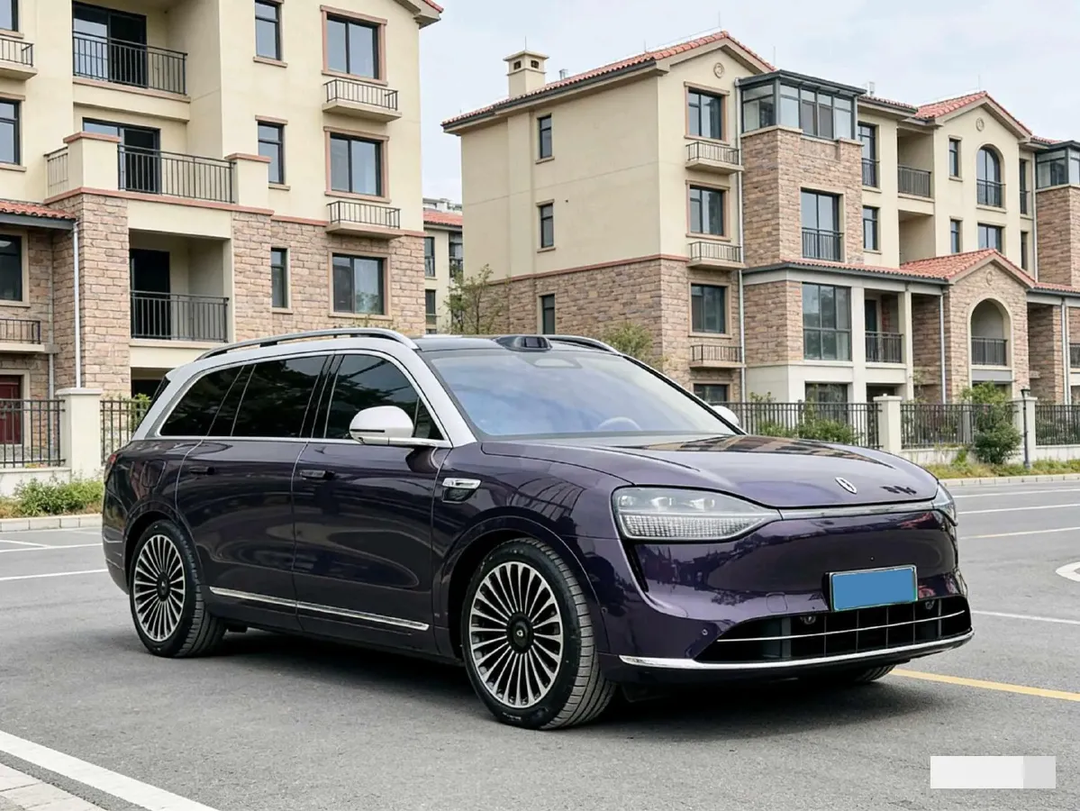 2025 AITO AITO M9 REEV 160HP REEV 52KWH,autocango,china used car exporter,china ev exporter,chinese used car exporter,chinese used ev exporter