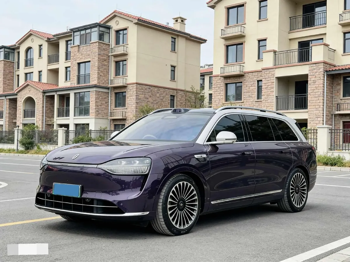 2025 AITO AITO M9 REEV 160HP REEV 52KWH,autocango,china used car exporter,china ev exporter,chinese used car exporter,chinese used ev exporter