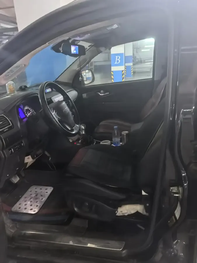 2018 Isuzu Mu-X 3.0T 177HP L4 6AT,autocango,china used car exporter,china ev exporter,chinese used car exporter,chinese used ev exporter