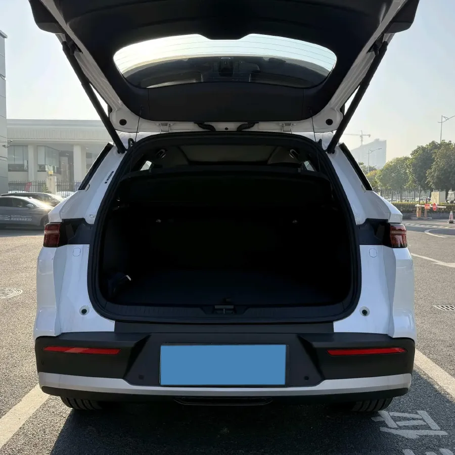 2025 BYD Song Pro 1.5L 101HP L4 E-CVT PHEV 18.3KWH,autocango,china used car exporter,china ev exporter,chinese used car exporter,chinese used ev exporter