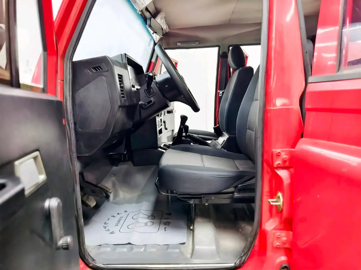 2016 BAW Battle Flag 2.0L 102HP L4 5MT,autocango,china used car exporter,china ev exporter,chinese used car exporter,chinese used ev exporter