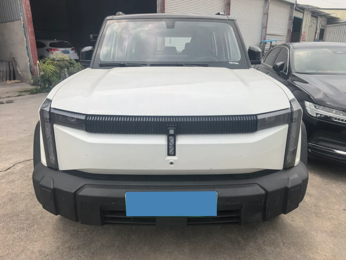 2024 iCAR iCAR 03 BEV 50.63KWH,autocango,china used car exporter,china ev exporter,chinese used car exporter,chinese used ev exporter