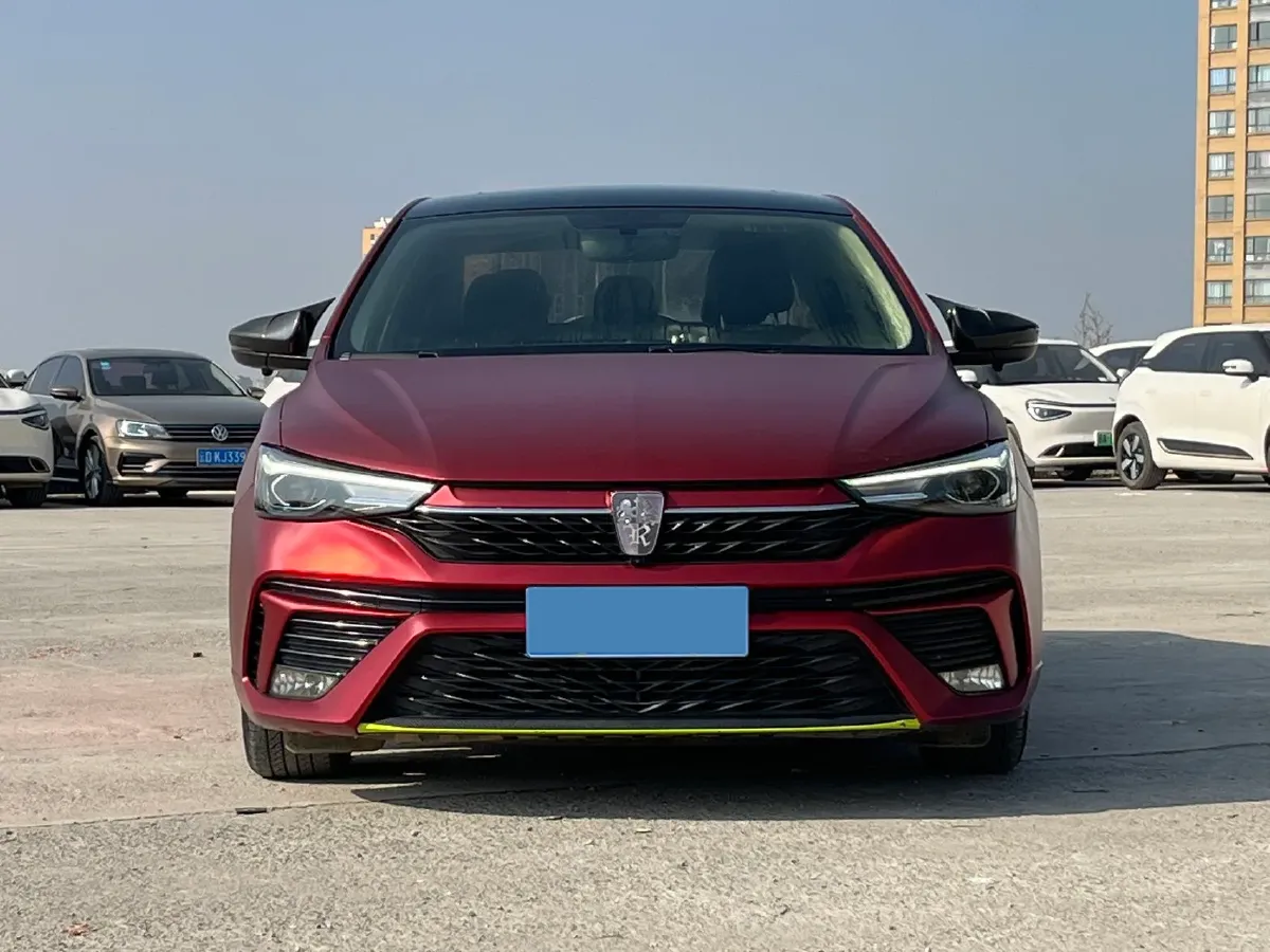 2021 Roewe i5 1.5L 120HP L4 5MT,autocango,china used car exporter,china ev exporter,chinese used car exporter,chinese used ev exporter