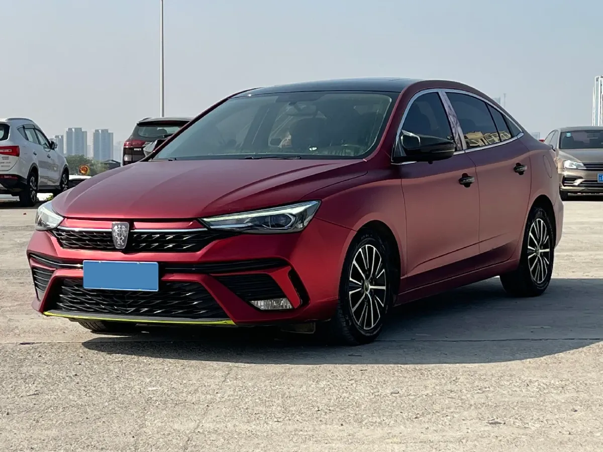 2021 Roewe i5 1.5L 120HP L4 5MT,autocango,china used car exporter,china ev exporter,chinese used car exporter,chinese used ev exporter