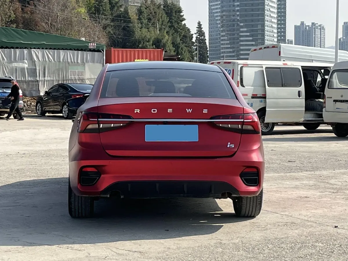 2021 Roewe i5 1.5L 120HP L4 5MT,autocango,china used car exporter,china ev exporter,chinese used car exporter,chinese used ev exporter
