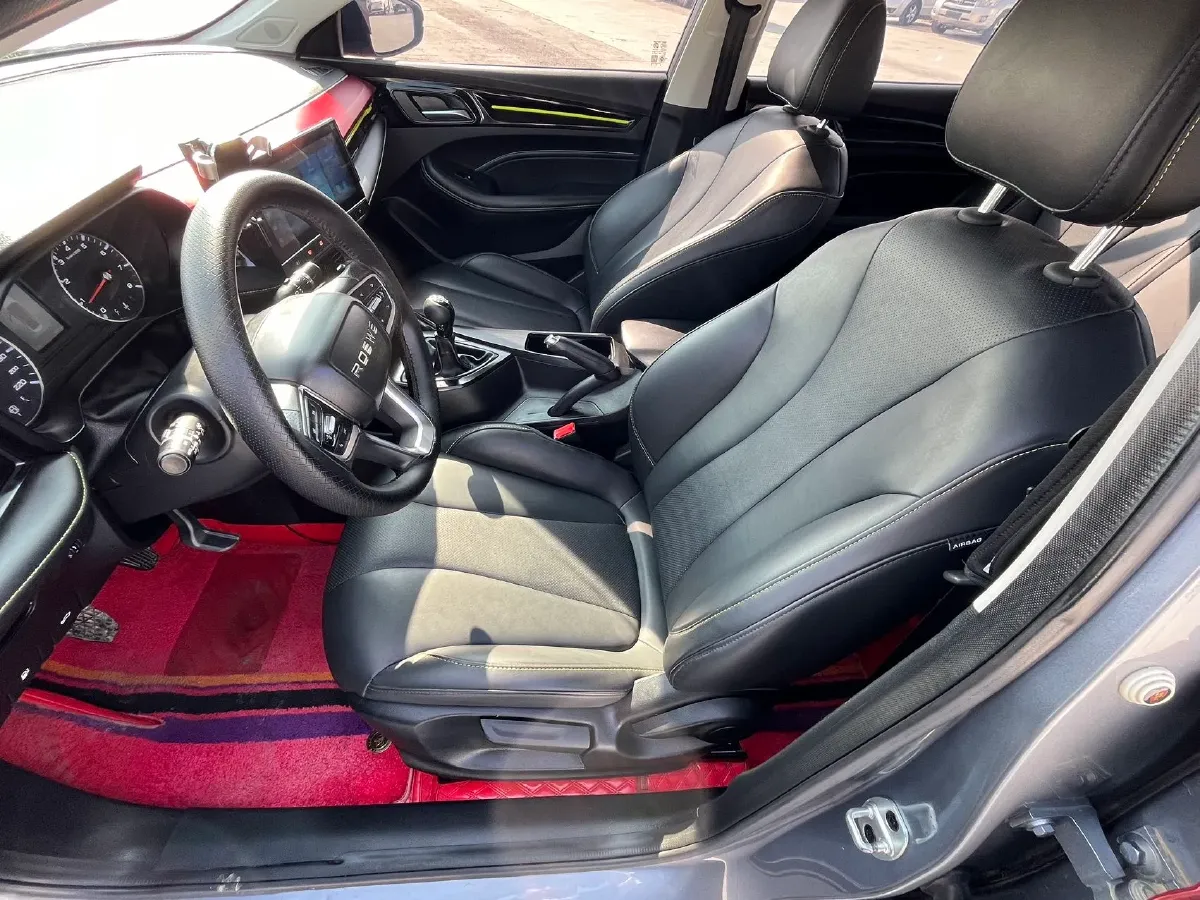 2021 Roewe i5 1.5L 120HP L4 5MT,autocango,china used car exporter,china ev exporter,chinese used car exporter,chinese used ev exporter