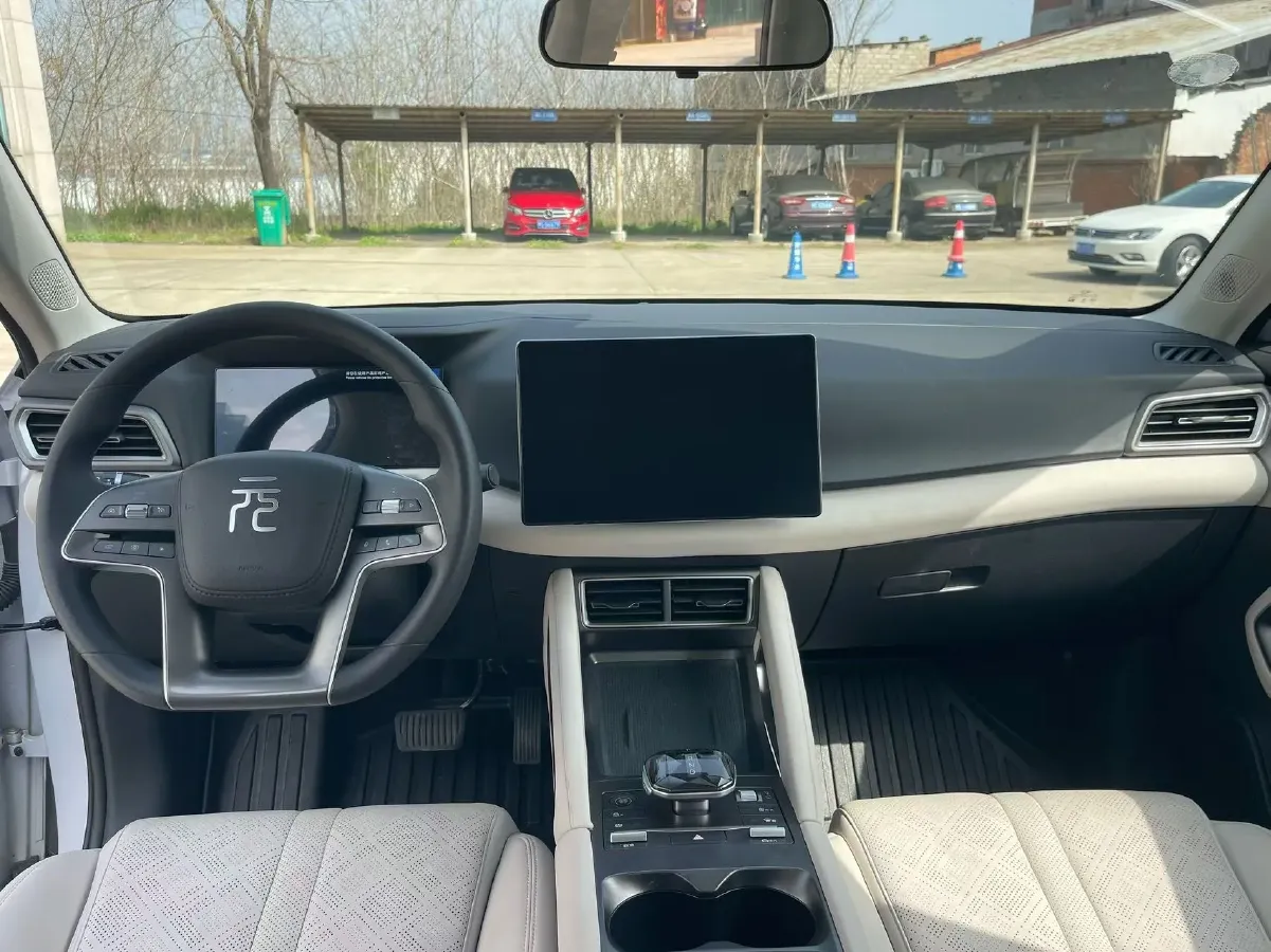 2024 BYD YuanUP BEV 45.12KWH,autocango,china used car exporter,china ev exporter,chinese used car exporter,chinese used ev exporter