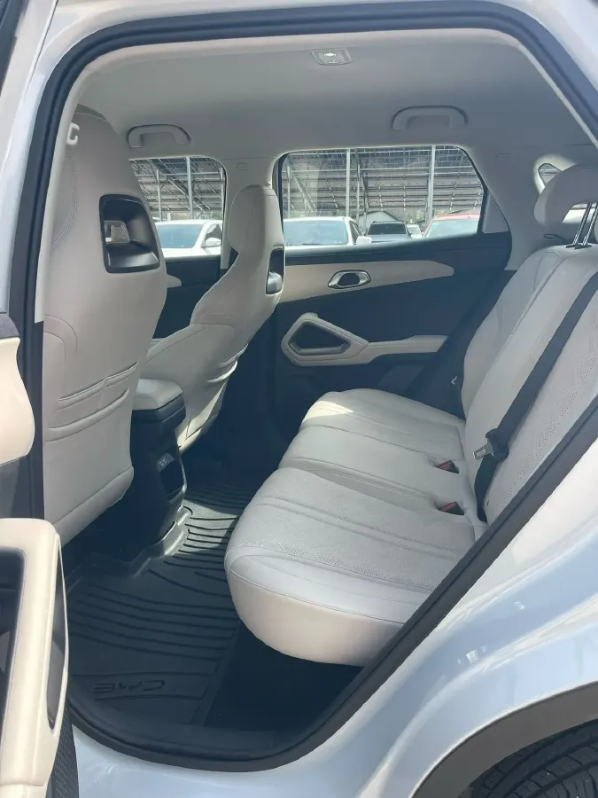 2024 BYD YuanUP BEV 45.12KWH,autocango,china used car exporter,china ev exporter,chinese used car exporter,chinese used ev exporter