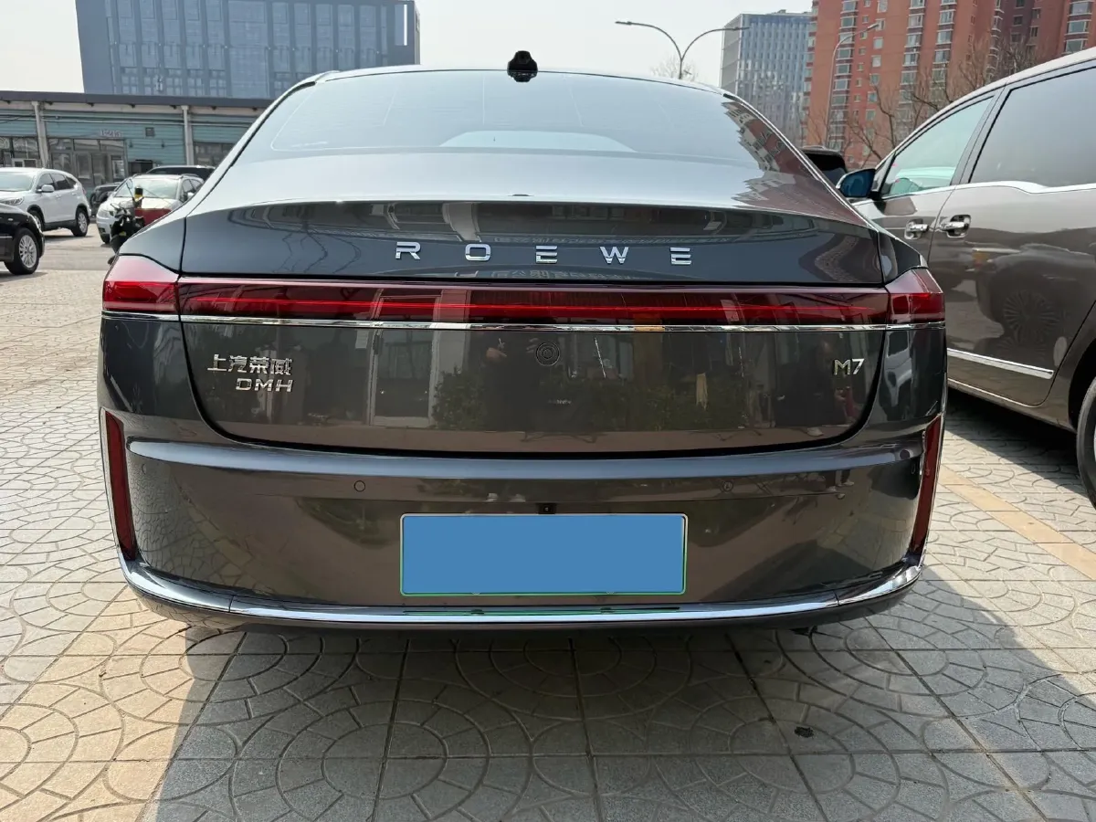 2025 Roewe M7 DMH 1.5L 112HP L4 1DHT PHEV,autocango,china used car exporter,china ev exporter,chinese used car exporter,chinese used ev exporter