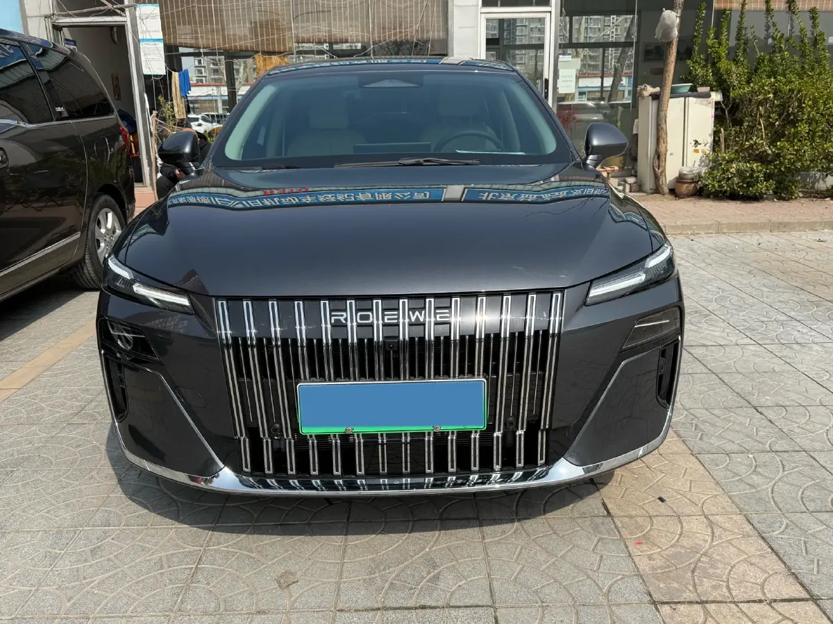 2025 Roewe M7 DMH 1.5L 112HP L4 1DHT PHEV,autocango,china used car exporter,china ev exporter,chinese used car exporter,chinese used ev exporter