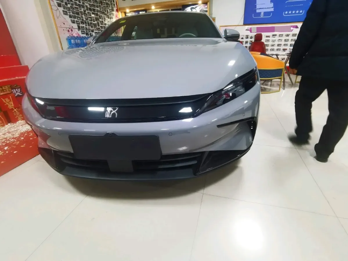 2025 BYD Han 1.5T 156HP L4 E-CVT PHEV,autocango,china used car exporter,china ev exporter,chinese used car exporter,chinese used ev exporter