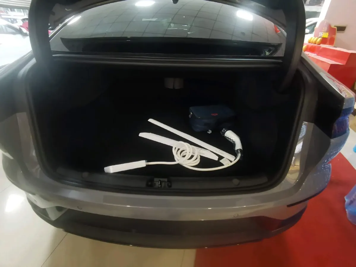 2025 BYD Han 1.5T 156HP L4 E-CVT PHEV,autocango,china used car exporter,china ev exporter,chinese used car exporter,chinese used ev exporter