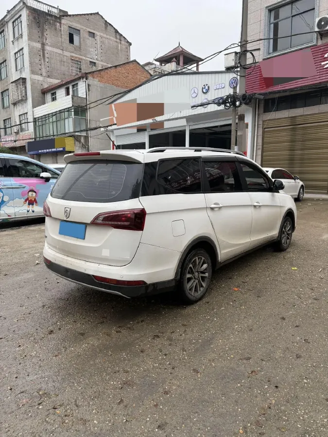 2021 BaoJun 730 1.5T 147HP L4 6MT,autocango,china used car exporter,china ev exporter,chinese used car exporter,chinese used ev exporter