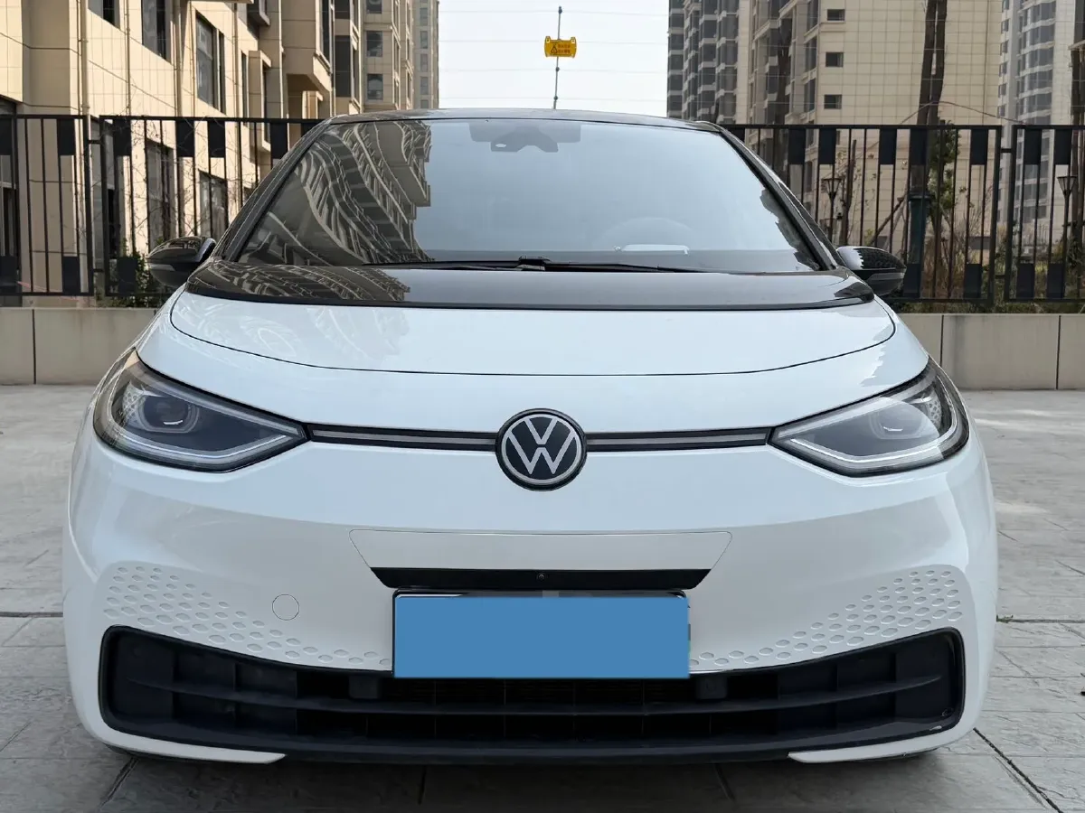 2025 Volkswagen ID.3 BEV 52.8KWH,autocango,china used car exporter,china ev exporter,chinese used car exporter,chinese used ev exporter
