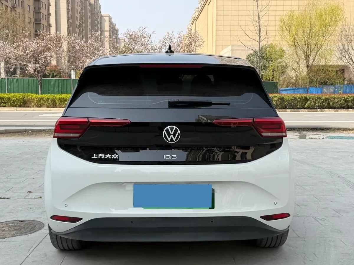 2025 Volkswagen ID.3 BEV 52.8KWH,autocango,china used car exporter,china ev exporter,chinese used car exporter,chinese used ev exporter