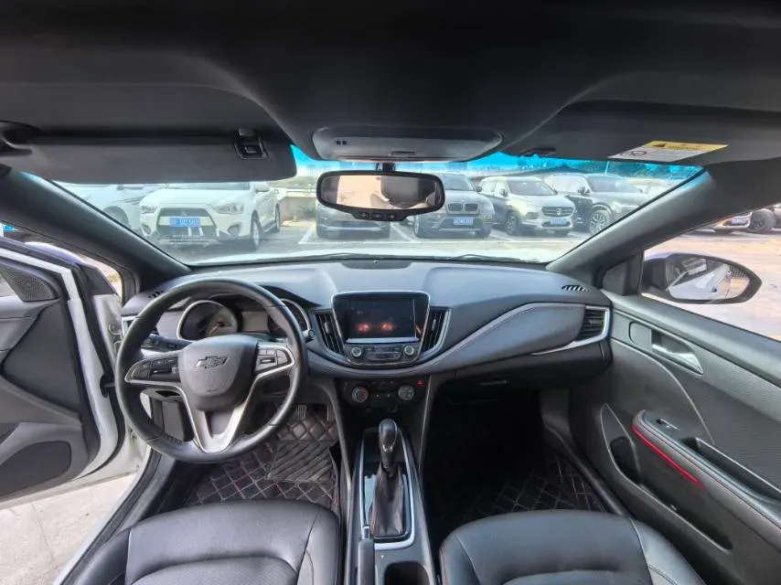 2019 Chevrolet Monza 1.3T 163HP L3 6AT,autocango,china used car exporter,china ev exporter,chinese used car exporter,chinese used ev exporter