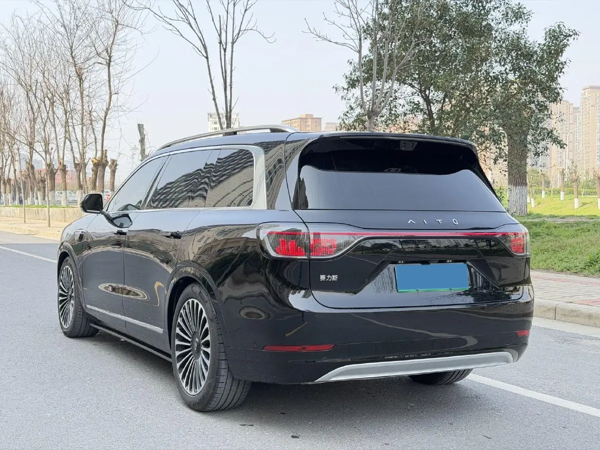 2025 AITO AITO M9 REEV 160HP REEV 52KWH,autocango,china used car exporter,china ev exporter,chinese used car exporter,chinese used ev exporter