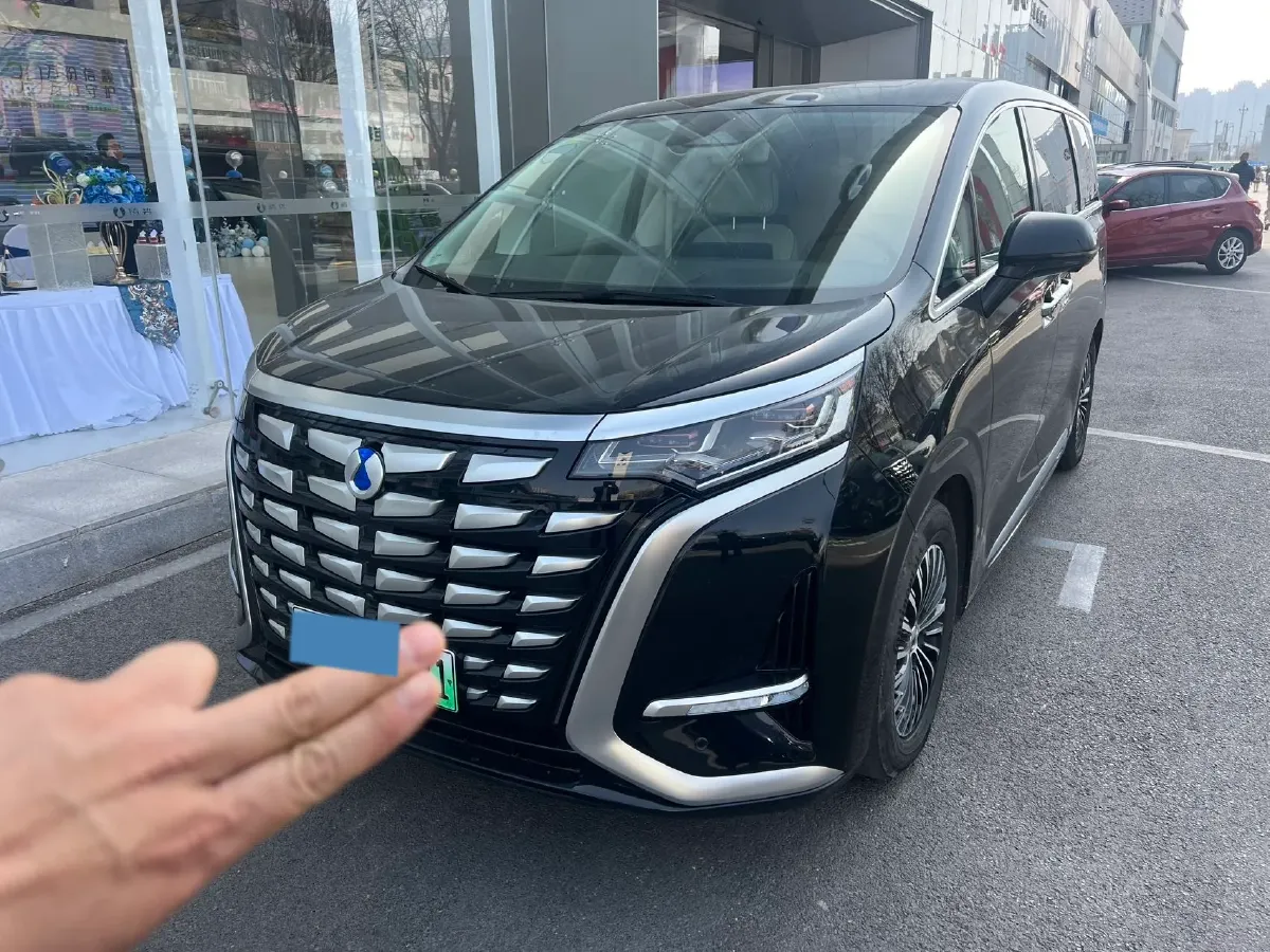 2024 Denza D9 1.5T 139HP L4 E-CVT PHEV 40KWH,autocango,china used car exporter,china ev exporter,chinese used car exporter,chinese used ev exporter