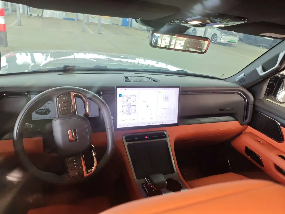 2023 ROXROX 01 1.5T 152HP L4 REEV 56.01KWH,autocango,china used car exporter,china ev exporter,chinese used car exporter,chinese used ev exporter