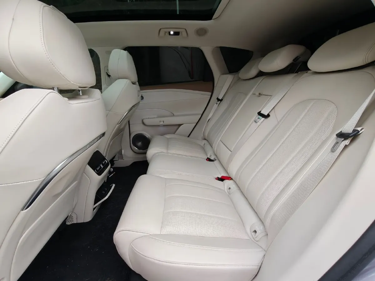 2025 Voyah FREE REEV 129HP REEV,autocango,china used car exporter,china ev exporter,chinese used car exporter,chinese used ev exporter