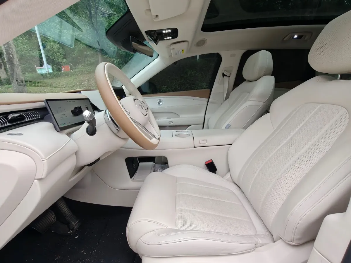 2025 Voyah FREE REEV 129HP REEV,autocango,china used car exporter,china ev exporter,chinese used car exporter,chinese used ev exporter