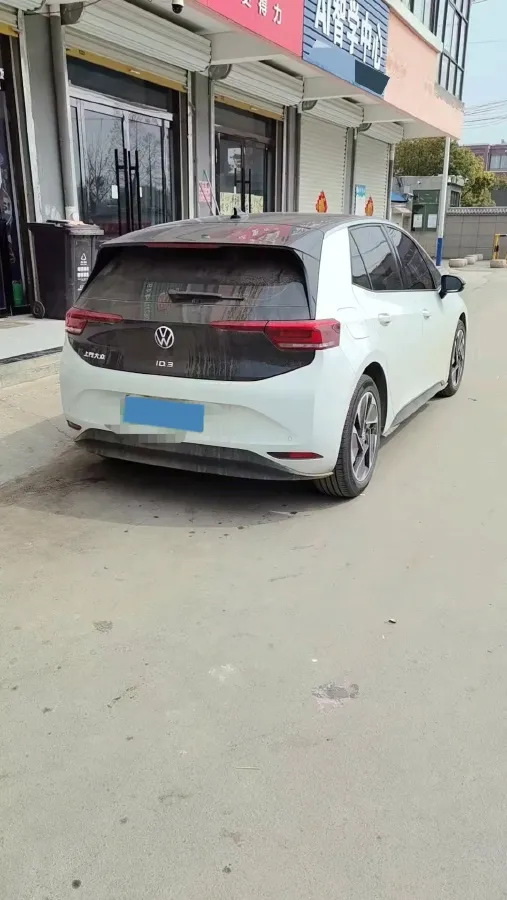 2025 Volkswagen ID.3 BEV 52.8KWH,autocango,china used car exporter,china ev exporter,chinese used car exporter,chinese used ev exporter