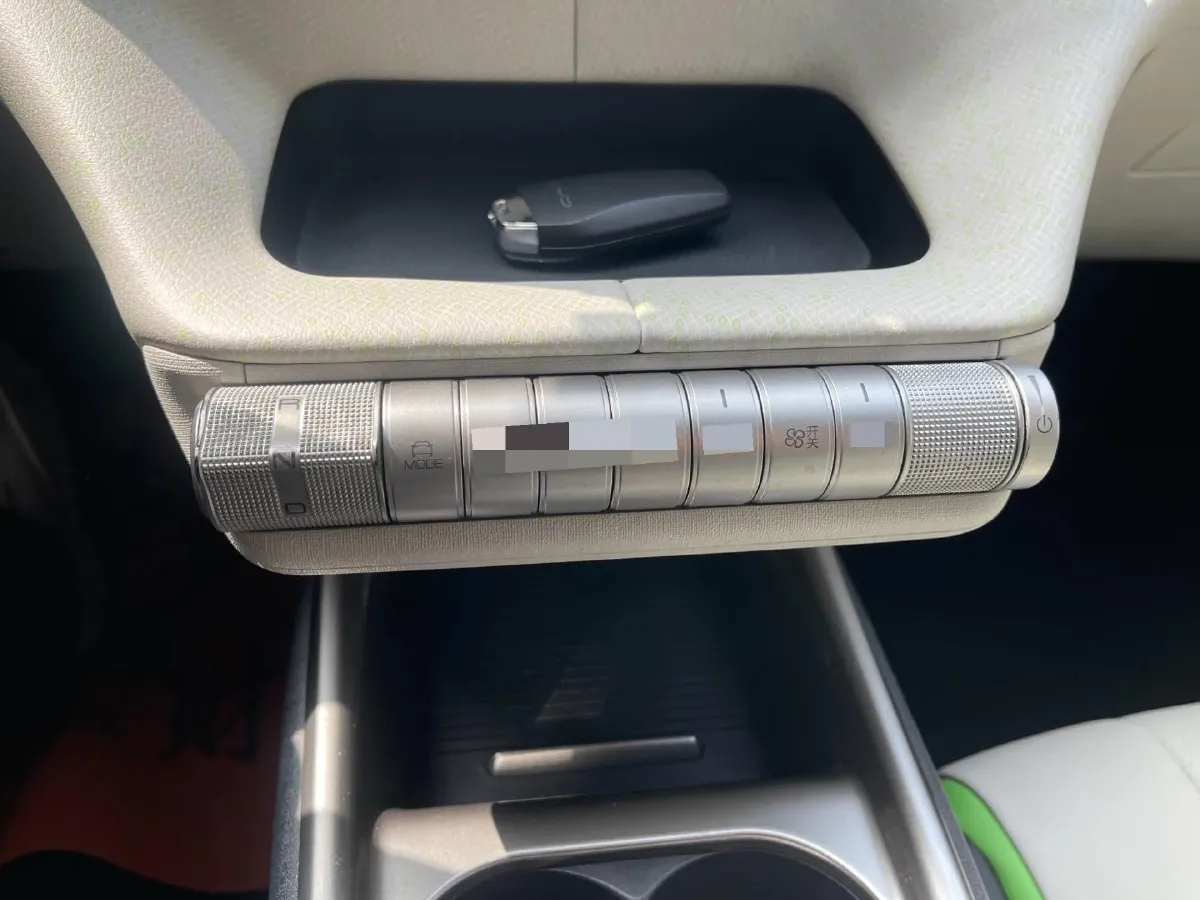 2021 Ford Escort 1.5L 122HP L3 6AT,autocango,china used car exporter,china ev exporter,chinese used car exporter,chinese used ev exporter