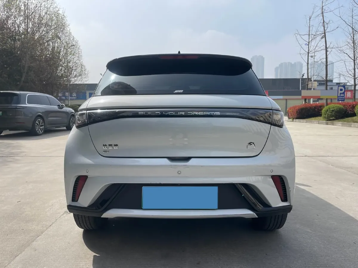 2021 Ford Escort 1.5L 122HP L3 6AT,autocango,china used car exporter,china ev exporter,chinese used car exporter,chinese used ev exporter