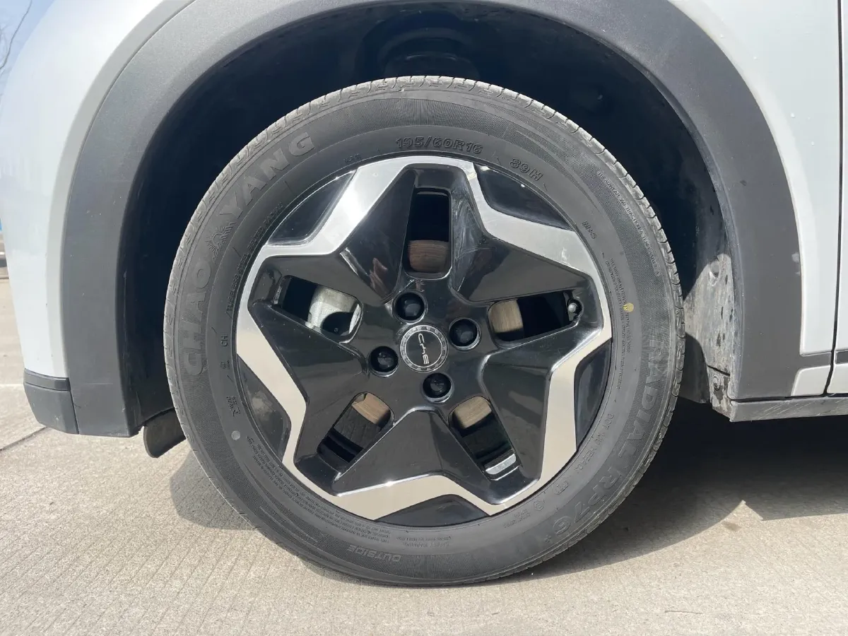 2021 Ford Escort 1.5L 122HP L3 6AT,autocango,china used car exporter,china ev exporter,chinese used car exporter,chinese used ev exporter