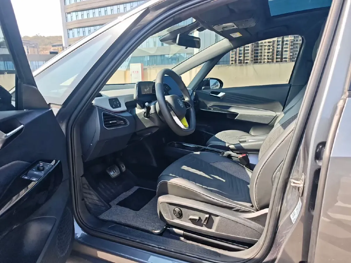 2023 DongFeng Forthing S60 EV BEV 54.6KWH,autocango,china used car exporter,china ev exporter,chinese used car exporter,chinese used ev exporter