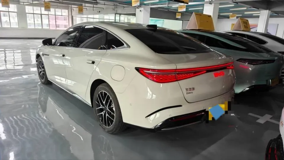 2025 BYD Seal07 DM-i 1.5L 101HP L4 E-CVT PHEV 17.6KWH,autocango,china used car exporter,china ev exporter,chinese used car exporter,chinese used ev exporter