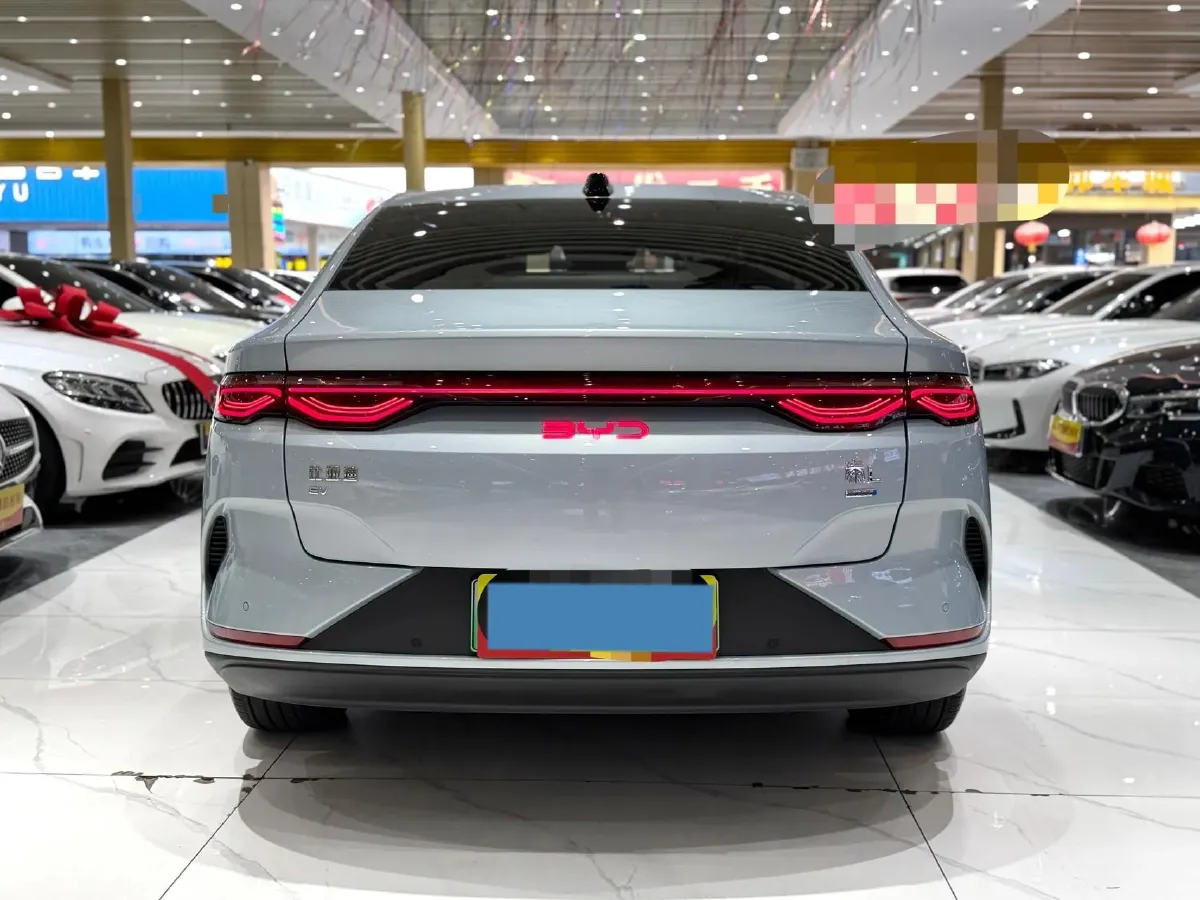 2025 BYD QinL BEV,autocango,china used car exporter,china ev exporter,chinese used car exporter,chinese used ev exporter