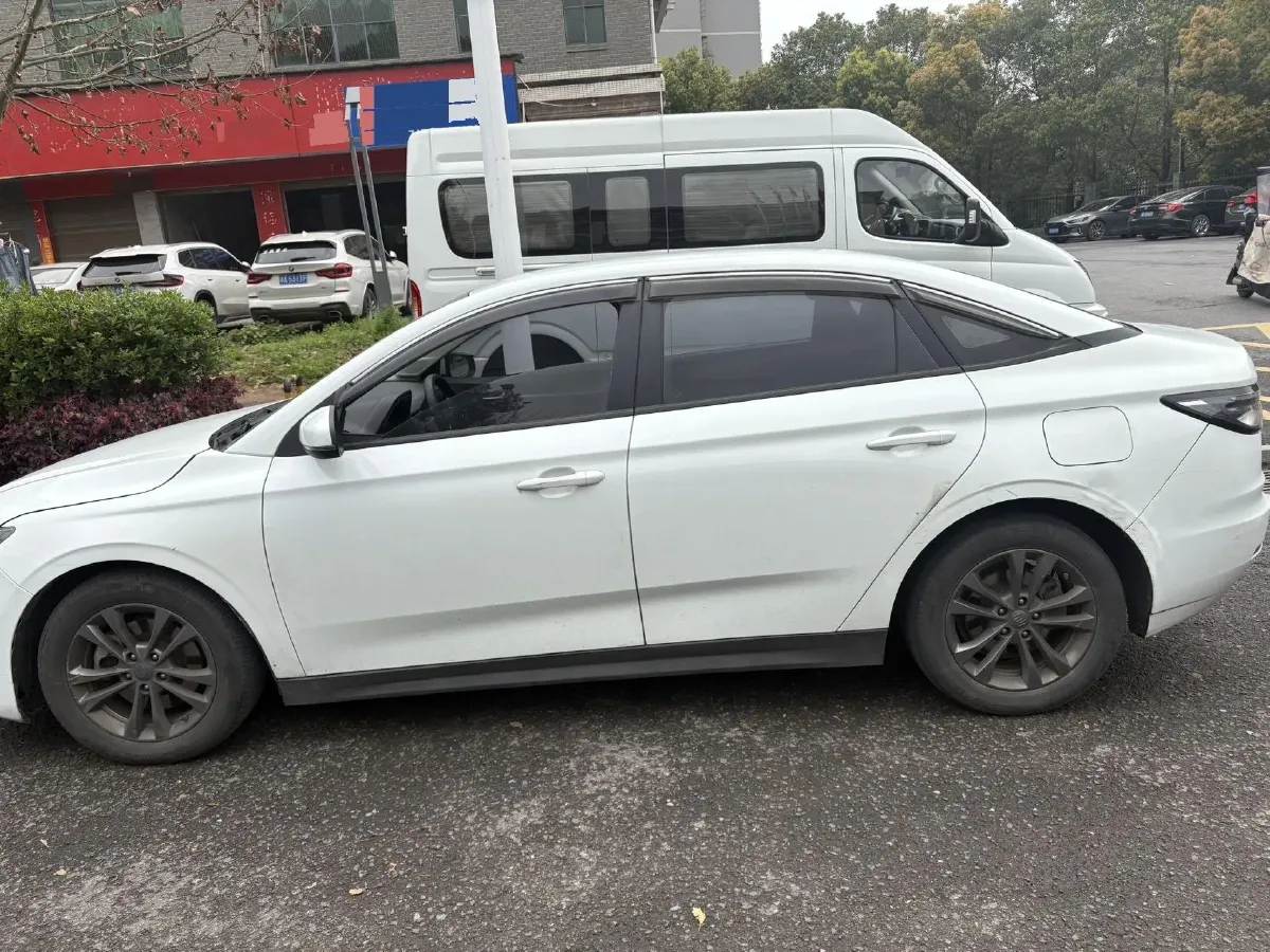 2021 Weltmeister E.5 BEV 49.92KWH,autocango,china used car exporter,china ev exporter,chinese used car exporter,chinese used ev exporter